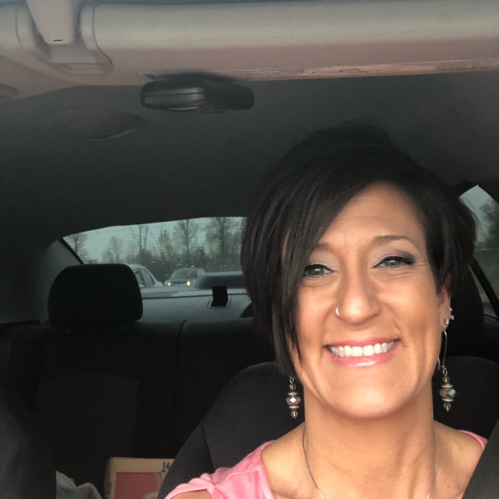 Meet your Posher, Andrea